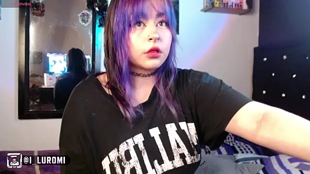 Iluromi online show from April 14, 2:45 pm