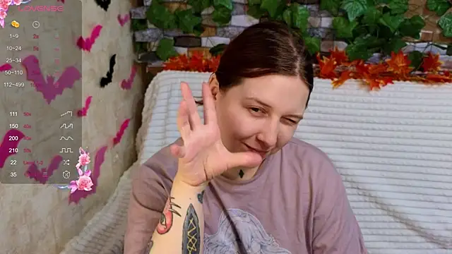 Snapshot of Belinda_Starlight chatting on October 27, 1:37 pm Belinda Starlight online show from October 27, 1:37 pm