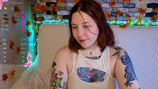 Snapshot of Belinda_Starlight chatting on November 14, 12:48 pm Belinda Starlight online show from November 14, 12:48 pm