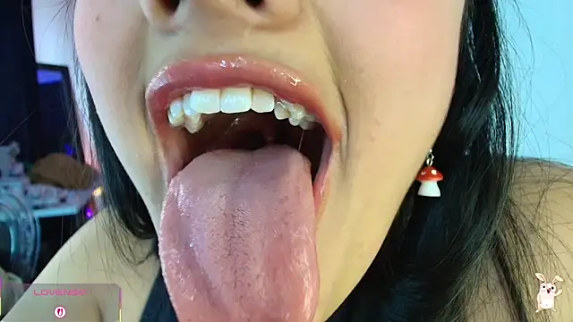 Hinata 21  online show from April 13, 9:09 pm