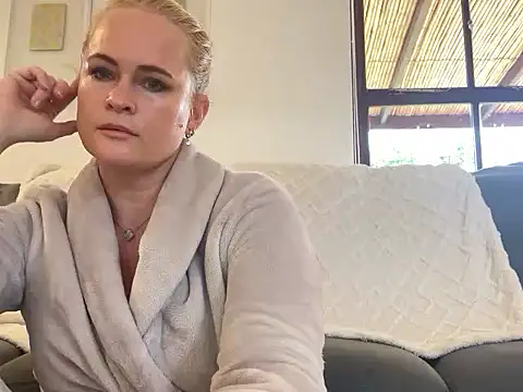 Sweet-TessaXX online show from October 1, 5:46 am