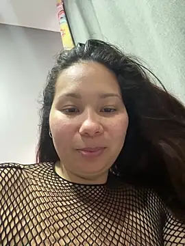 lachinita-32 online show from October 18, 6:30 pm