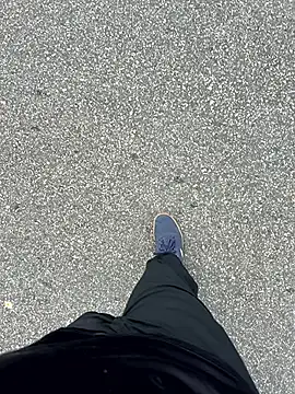 Snapshot of herinhos38 chatting on December 15, 11:36 am herinhos38 online show from December 15, 11:36 am