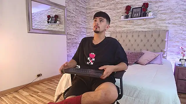 Axel Draven online show from March 12, 11:49 am