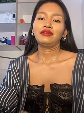 fenixzara online show from November 22, 7:35 pm