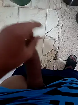 Snapshot of Mohamed234897 chatting on November 18, 2:28 am Mohamed234897 online show from November 18, 2:28 am