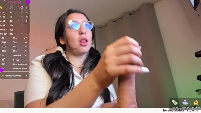 tellmemaddie online show from April 2, 1:58 am