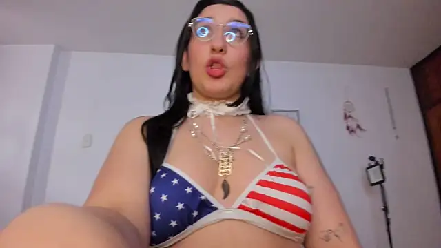 tellmemaddie online show from May 12, 9:34 pm