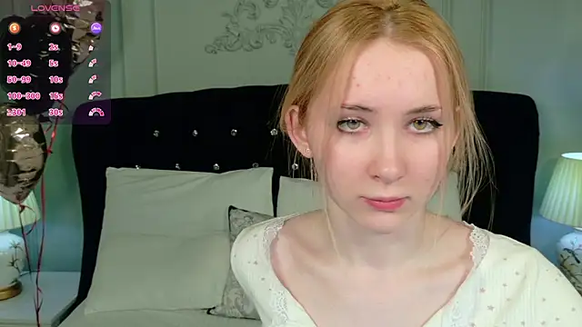 LiraKink online show from February 9, 4:38 am