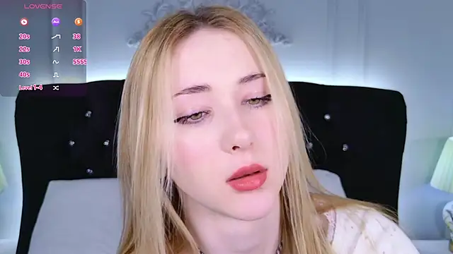 LiraKink online show from March 26, 6:41 am