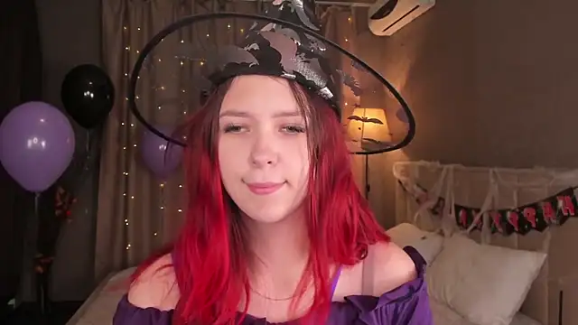 Monica  Queen online show from October 22, 11:59 pm