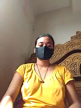 Snapshot of Love_Queen11 chatting on September 25, 4:05 am Love Queen11 online show from September 25, 4:05 am