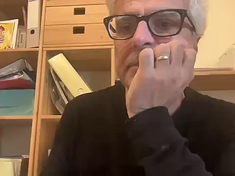 Snapshot of chtentation chatting on March 31, 3:12 pm chtentation online show from March 31, 3:12 pm