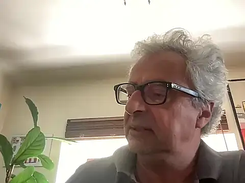 Snapshot of chtentation chatting on May 9, 10:09 am chtentation online show from May 9, 10:09 am