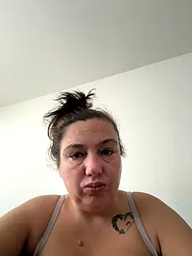 Snapshot of Eleanorxx chatting on October 27, 8:07 am Eleanorxx online show from October 27, 8:07 am