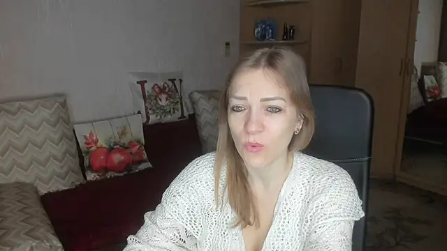 Tiffany Bates online show from January 9, 3:20 am