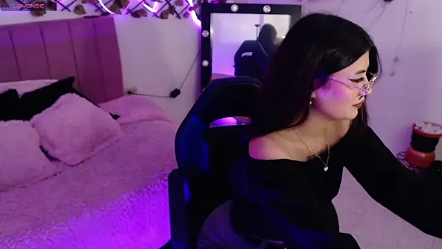 isa bunny18 online show from October 30, 4:36 am