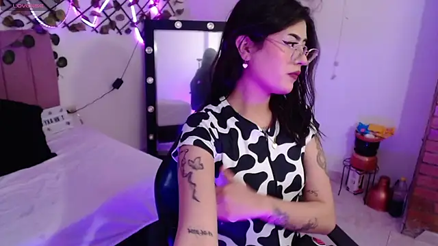 isa bunny18 online show from November 8, 12:55 am