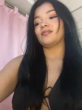 EmmaBlossom online show from October 8, 12:30 am