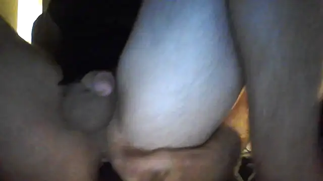 Snapshot of slavxx2@xh chatting on December 18, 5:52 pm slavxx2xh online show from December 18, 5:52 pm