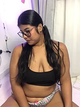 AnaBrowmn online show from April 18, 4:05 am