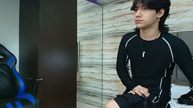 Lovers 21 online show from April 3, 4:10 am