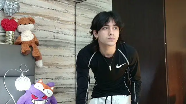 Lovers 21 online show from April 8, 4:01 am