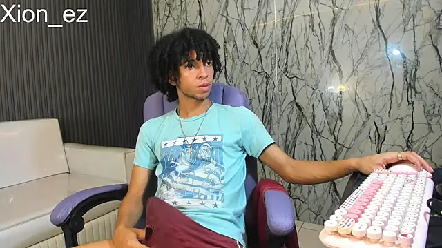 Snapshot of xion_ez chatting on June 15, 4:31 pm xion ez online show from June 15, 4:31 pm