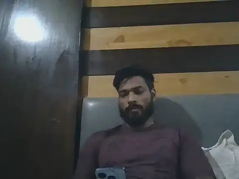 Snapshot of Raw12499 chatting on November 4, 3:33 pm Raw12499 online show from November 4, 3:33 pm