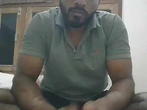 Snapshot of Raw12499 chatting on November 30, 5:28 pm Raw12499 online show from November 30, 5:28 pm