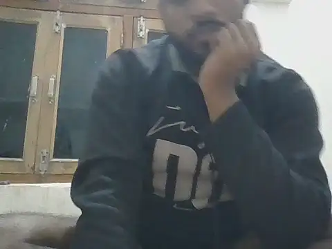 Snapshot of Raw12499 chatting on December 2, 4:46 pm Raw12499 online show from December 2, 4:46 pm