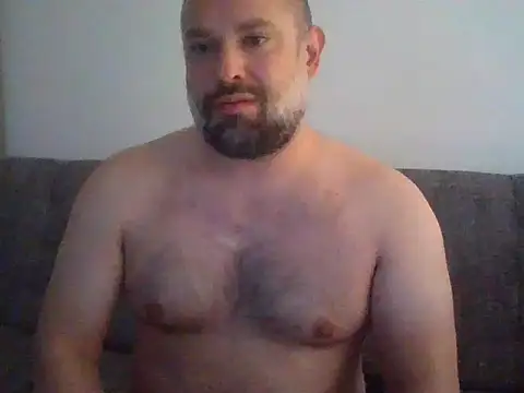 Snapshot of CristalDad chatting on October 22, 10:20 pm CristalDad online show from October 22, 10:20 pm