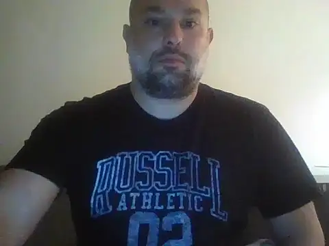 Snapshot of CristalDad chatting on November 23, 2:22 am CristalDad online show from November 23, 2:22 am