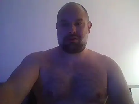 Snapshot of CristalDad chatting on November 29, 10:57 pm CristalDad online show from November 29, 10:57 pm