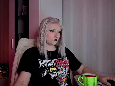 violet-siren-x online show from March 3, 9:04 am