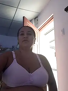 MEYBELLATINA online show from May 14, 9:54 pm