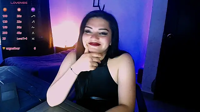 zoe barclay online show from October 13, 1:55 pm