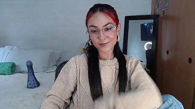 Snapshot of Amy66 chatting on May 27, 7:22 pm Amy66 online show from May 27, 7:22 pm