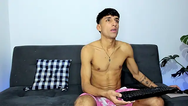 Snapshot of joe_foxx chatting on October 20, 3:29 am joe foxx online show from October 20, 3:29 am