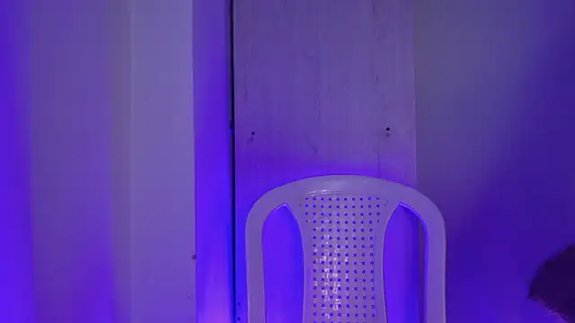 Snapshot of miamiller188 chatting on November 18, 12:16 am miamiller188 online show from November 18, 12:16 am