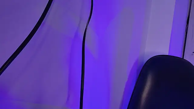 Snapshot of miamiller188 chatting on November 18, 11:15 pm miamiller188 online show from November 18, 11:15 pm