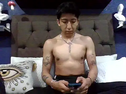 Snapshot of sad_fucking_boy chatting on October 2, 4:08 am sad fucking boy online show from October 2, 4:08 am