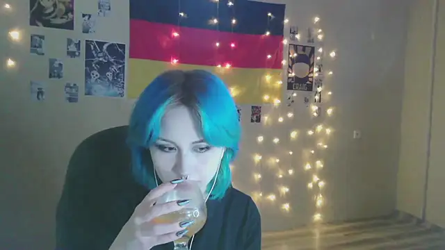 LeisaHopperstad online show from January 8, 5:48 pm