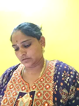 navyasree143 online show from September 25, 4:11 pm