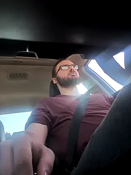 Snapshot of bear8t chatting on November 5, 4:18 pm bear8t online show from November 5, 4:18 pm