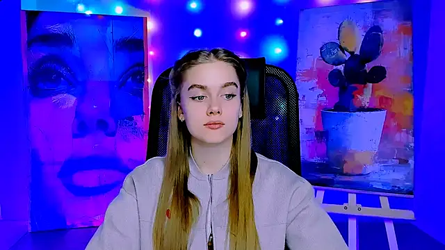 JuneWoods online show from March 5, 3:08 pm