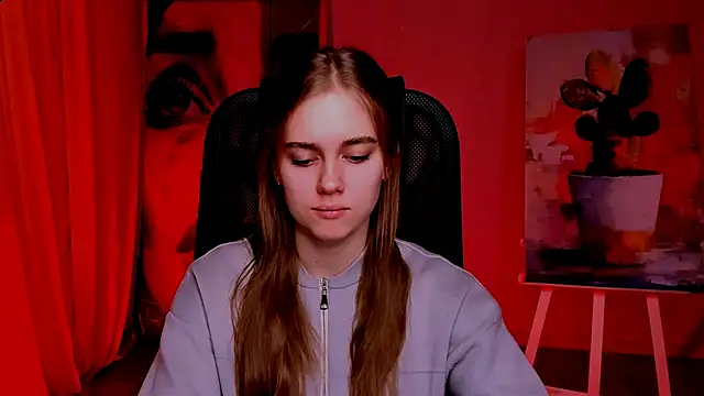 JuneWoods online show from April 15, 7:26 am