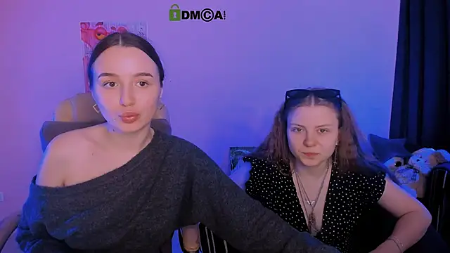 leslie bird online show from November 12, 1:22 pm