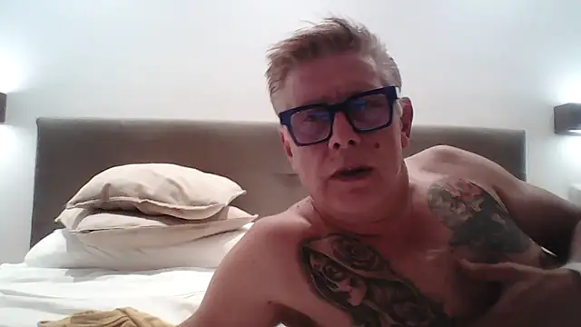 Andyrsdick online show from October 13, 9:26 pm