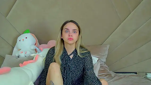 AnitaVenture online show from October 15, 4:34 am